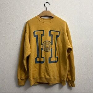 Hollister Yellow Crewneck Sweater Sweatshirt size xxs